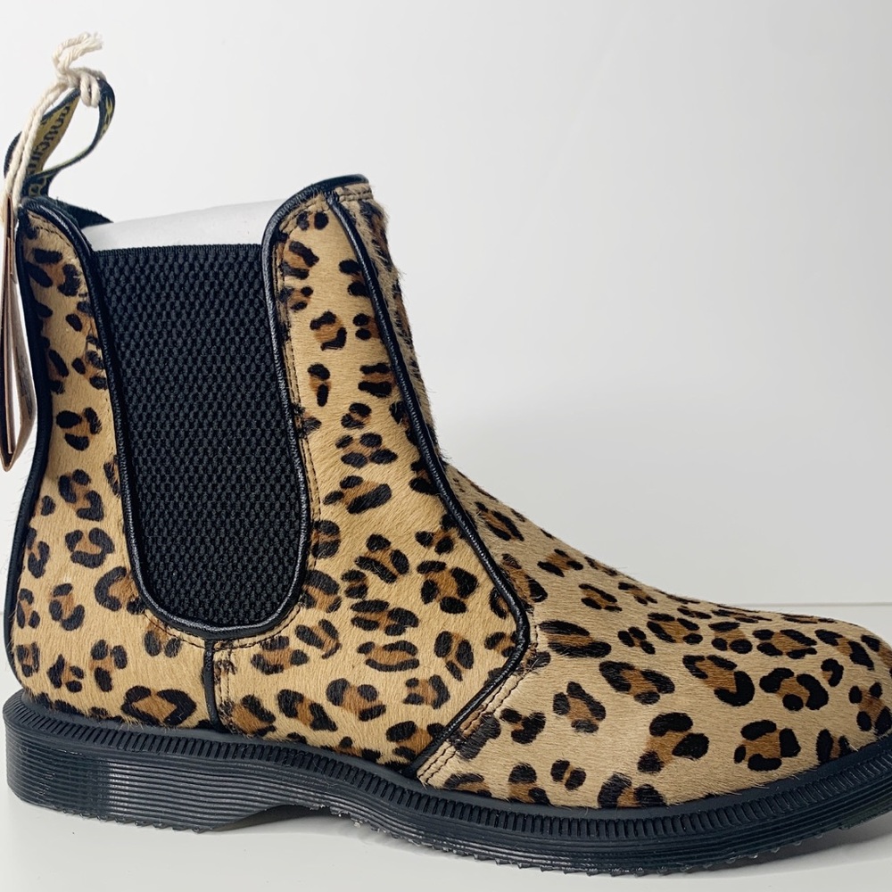 DR. MARTENS FLORA HAIR ON CHELSEA BOOTS - Picture 7 of 11